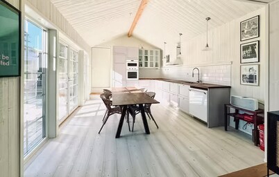 Beautiful home in Gräddö