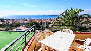 Ferienhaus, 4 Schlafzimmer, Terrasse | Speisen im Freien