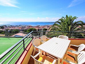 Huis, 4 slaapkamers, terras | Buiten dineren