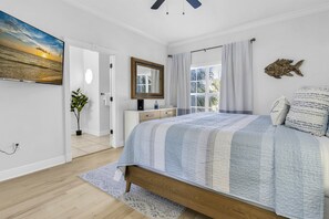 4 bedrooms, iron/ironing board, free WiFi, bed sheets