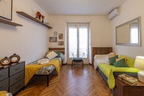 3 chambres, fer et planche à repasser, Wi-Fi, literie fournie