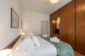 3 chambres, fer et planche à repasser, Wi-Fi, literie fournie