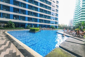 Piscine extérieure, piscine chauffée