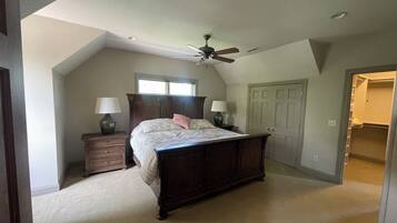 1 dormitorio, tabla de planchar con plancha, wifi gratis y ropa de cama