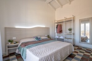 1 bedroom, iron/ironing board, WiFi, bed sheets - Casa Agave. Apartment a few steps from the historic center. (Olbia)