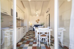 Dining - Casa Agave. Apartment a few steps from the historic center. (Olbia)