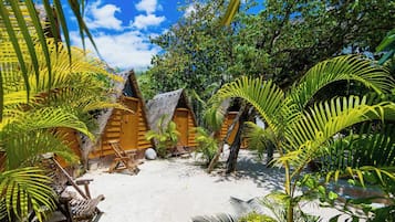 Standard-bungalow, jaettu kylpyhuone, näköala puutarhaan | Ilmainen Wi-Fi, vuodevaatteet