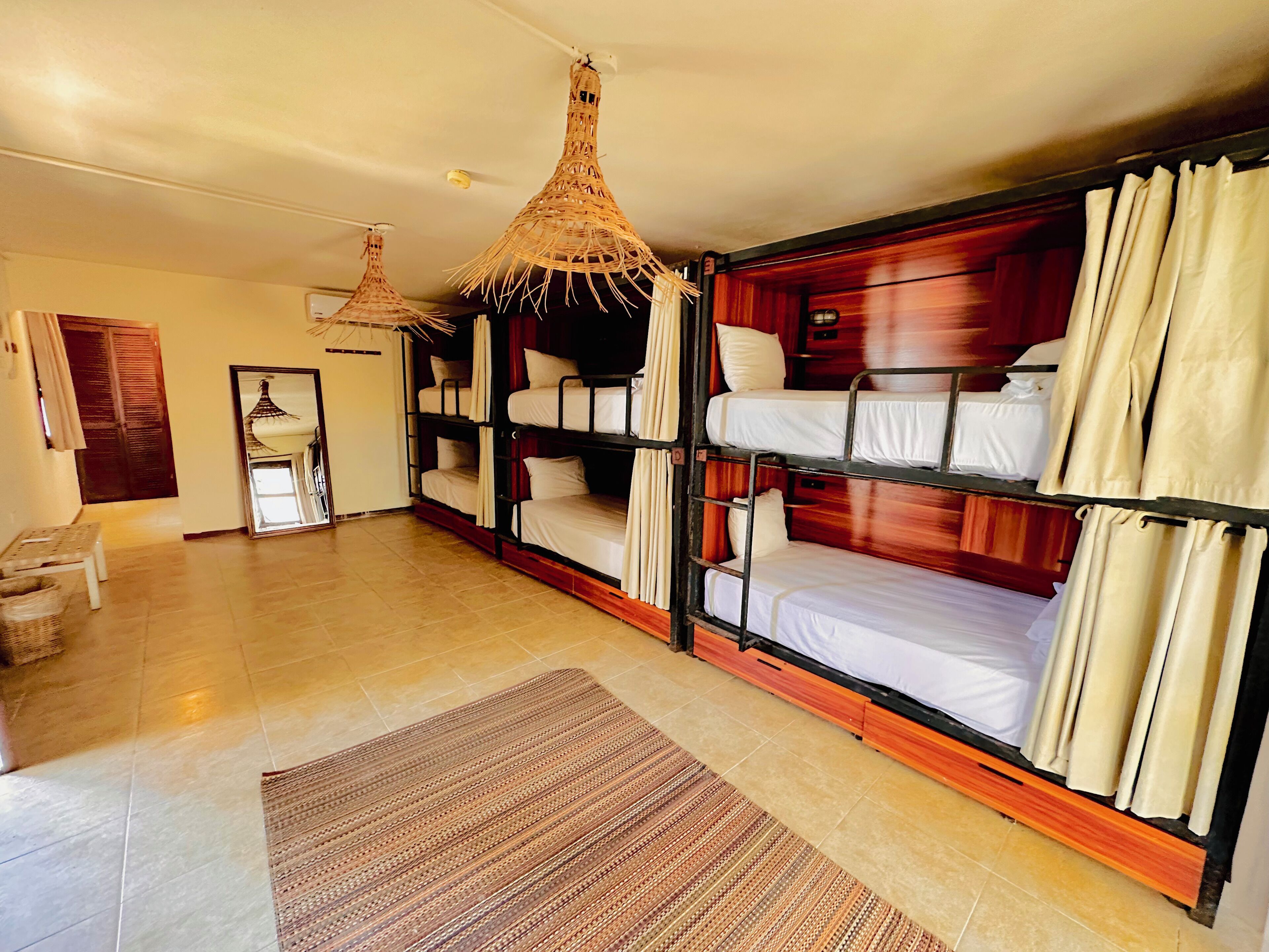 家庭開放式客房, 花園景觀 | 免費無線上網、床單