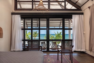 Mía Tulum Beachfront Resort - Ocean View Suites and Beach Club