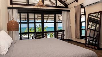 Deluxe King Ocean View with Jacuzzi | View from room