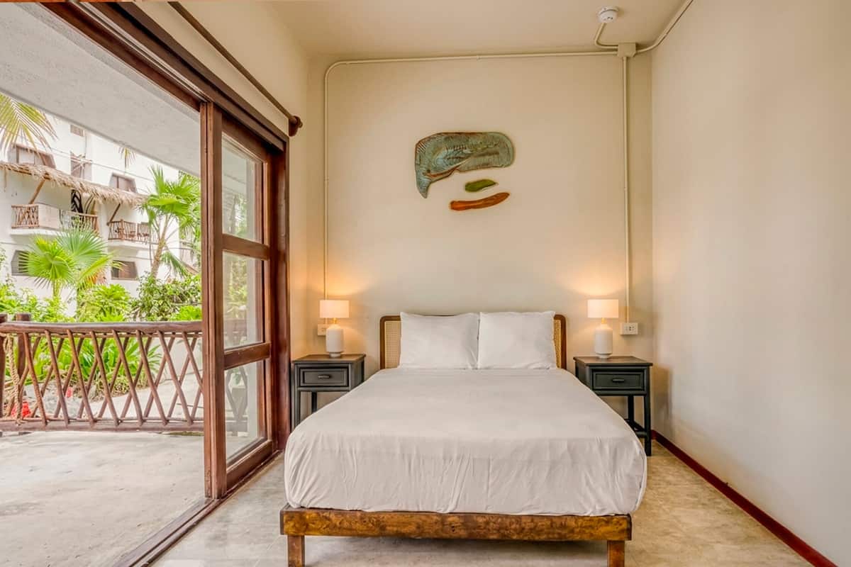 Standard Room, Shared Bathroom