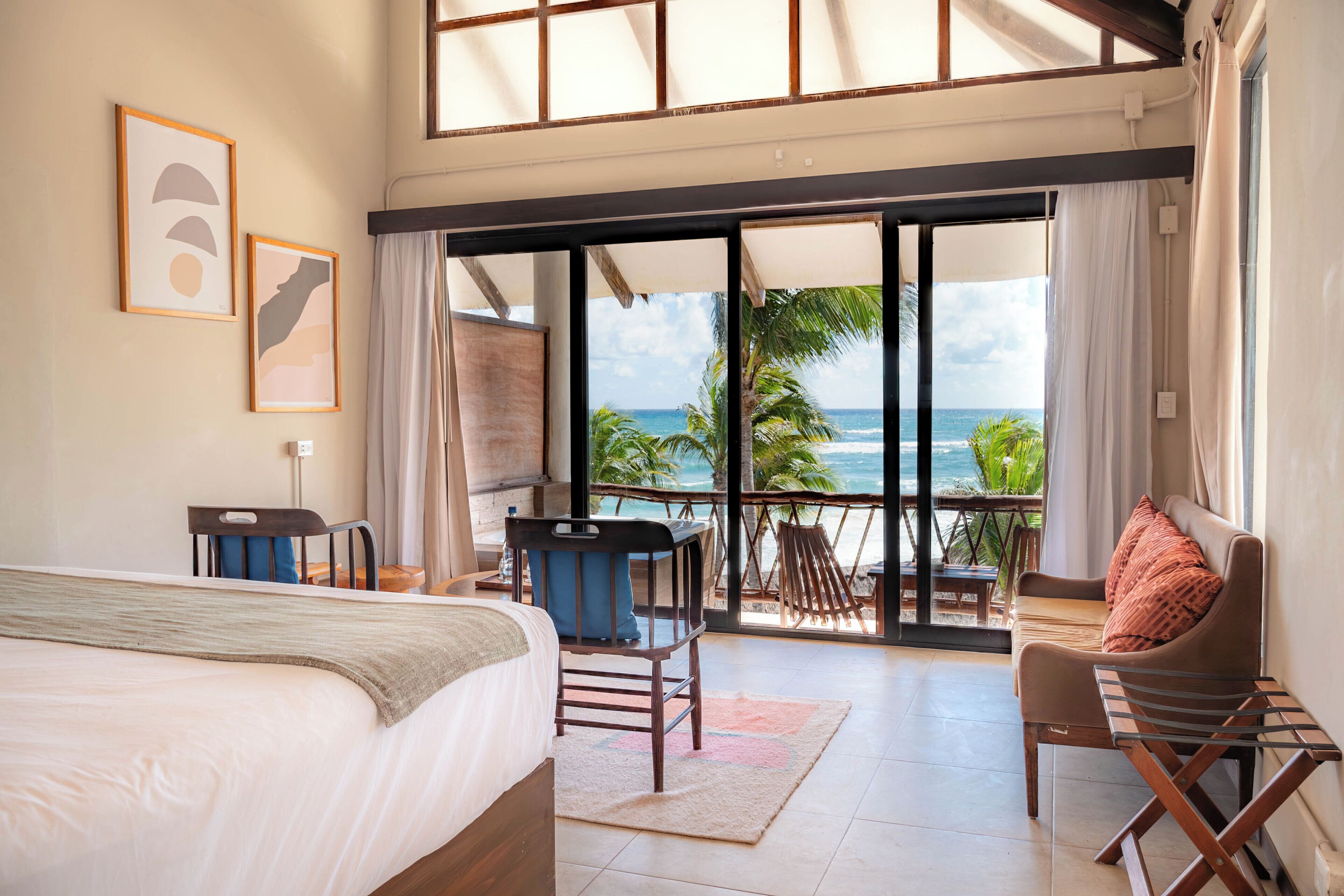 Deluxe King Ocean View with Jacuzzi | Free WiFi, bed sheets