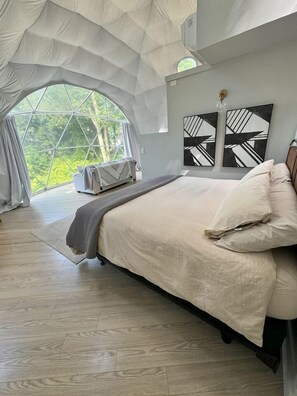 1 chambre, fer et planche à repasser, Wi-Fi, draps fournis