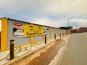 숙박 시설 정면