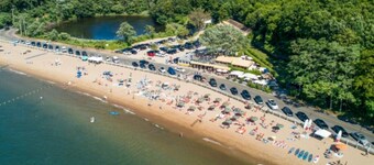 AIA AWARD WINNING COUNTRY ESTATE IN TRANQUIL SHELTER ISLAND