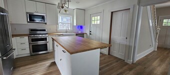 Charming 3-bedroom house with WiFi and AC in Brookville's quiet Northside