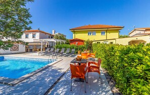 Pool - Awesome apartment in Medulin with WiFi (Medulin)