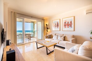 TV - Casa Onda Mirabaia, beach apartment for 4 people (Lagos)