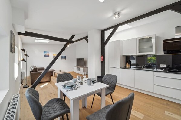 Interior - Up to 4 people elevator close to the center (Wilhelmshaven)