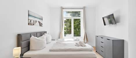 1 bedroom, travel crib, free WiFi, bed sheets