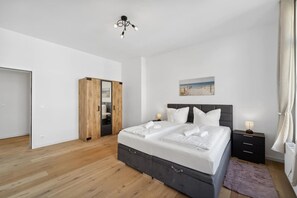 2 chambres, lit parapluie, Wi-Fi gratuit, draps fournis