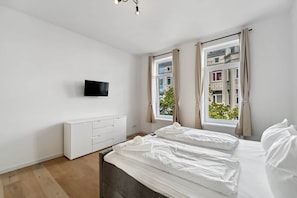 2 soverom, reiseseng for barn, wi-fi (inkludert) og sengetøy