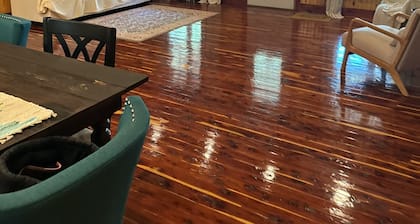 Lovely cabin with AC in charming Shelbyville
Close to Lake Toledo Bend.