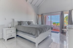 3 bedrooms, desk, iron/ironing board, travel cot