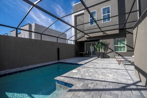 Outdoor pool, sun loungers