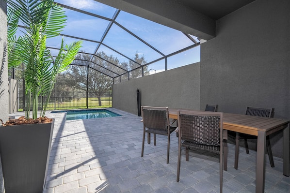 Terrace/patio