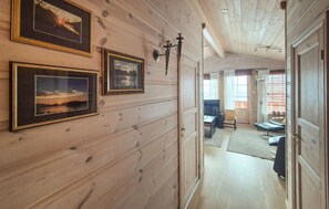 Interior - 4 bedroom stunning home in Vøringsfoss (Vøringsfoss)