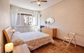 2 عدّة غرف نوم ومكواة/لوح كي وواي فاي مجانًا