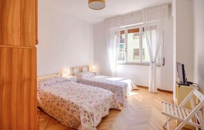 2 Schlafzimmer, Bügeleisen/Bügelbrett, kostenloses WLAN
