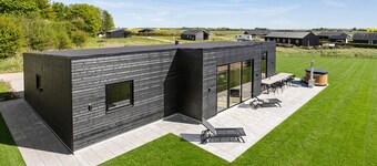 Awesome home in Grenaa with sauna