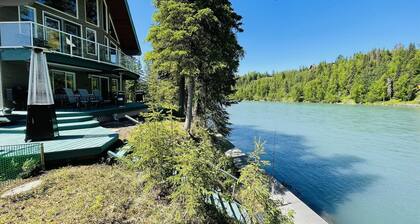 Kenai Riverfront Home at Catch’em AK