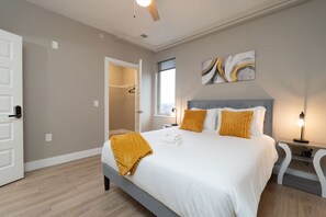 2 chambres, bureau, fer et planche à repasser, Wi-Fi gratuit