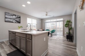 Interior - Cozy Whitestown 2BR Sunset Haven (Whitestown)