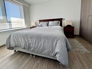 1 chambre, fer et planche à repasser, Wi-Fi, draps fournis