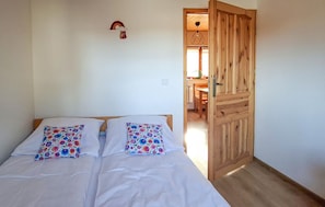 3 habitaciones, cuna de viaje y wifi gratis 