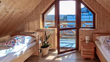 3 slaapkamers, reisbedje, gratis wifi