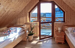 3 habitaciones, cuna de viaje y wifi gratis