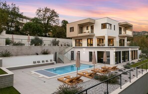 Pool - Cozy home in Icici with sauna (Icici)
