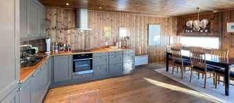 Cozy home in Sjusjøen with sauna