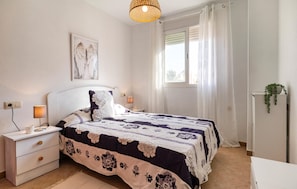 1 chambre, accès au Wi-Fi (inclus), literie fournie