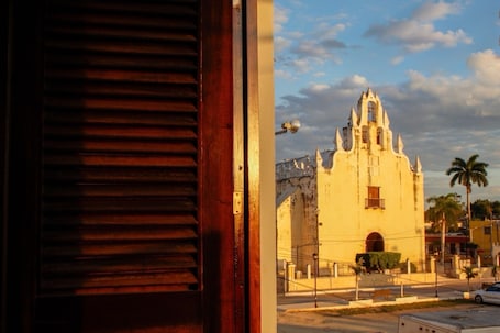 City view from property. Casona de la Guayabera Hospedaje