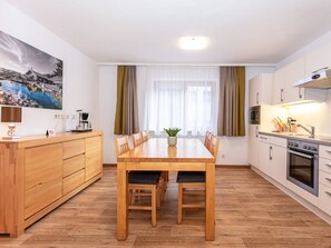 Køleskab, mikrobølgeovn, ovn, opvaskemaskine