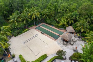 Sport court - Immaculate Lely Condo | 3 Bed + 2 Bath (Naples)