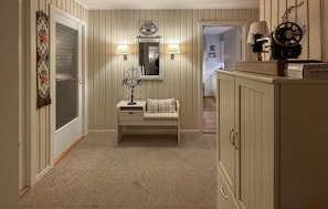 Interior - Cozy home in Atløy with house sea view (Atløy)