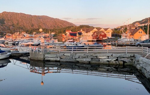 4 bedroom gorgeous home in Atløy