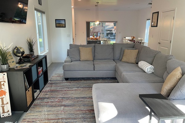 Smart TV, video games